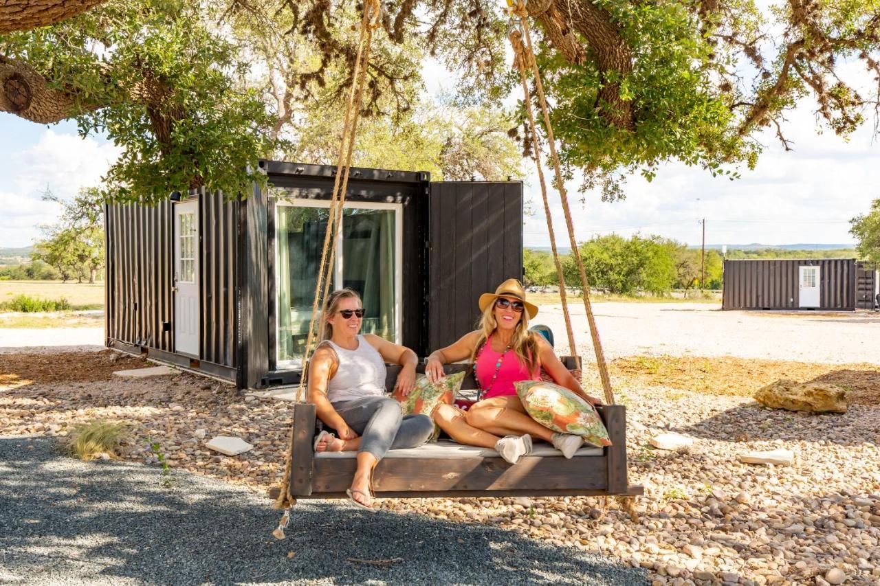 The Container Retreat @ 290 Wine Trail #1 Escape To Hye, Tx别墅 外观 照片