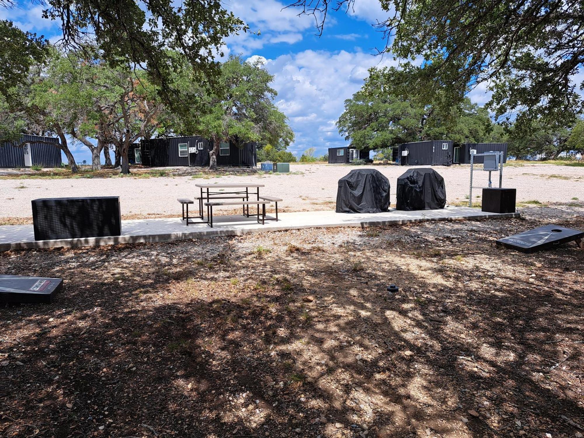 The Container Retreat @ 290 Wine Trail #1 Escape To Hye, Tx别墅 外观 照片